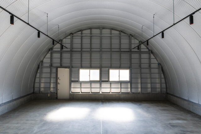 倉庫 スチールアーチ 間口8.0mm 奥行8.8mm 高さ4.6mm イメージ2