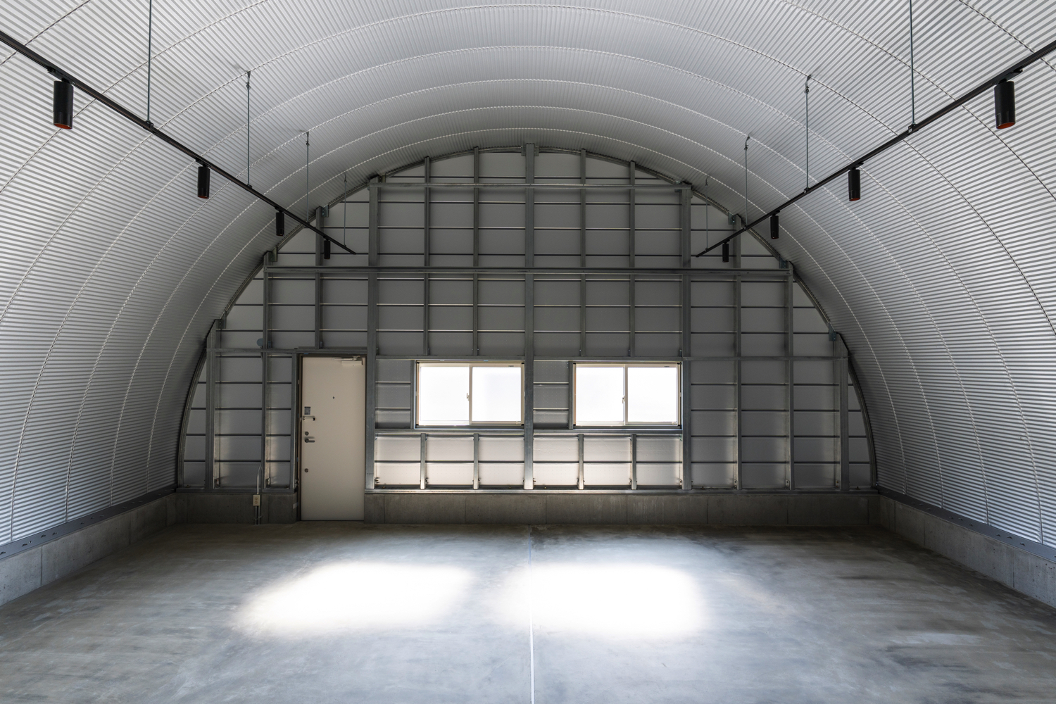 倉庫 スチールアーチ 間口8.0mm 奥行8.8mm 高さ4.6mm イメージ2