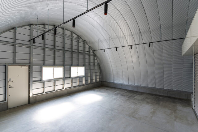 倉庫 スチールアーチ 間口8.0mm 奥行8.8mm 高さ4.6mm イメージ3