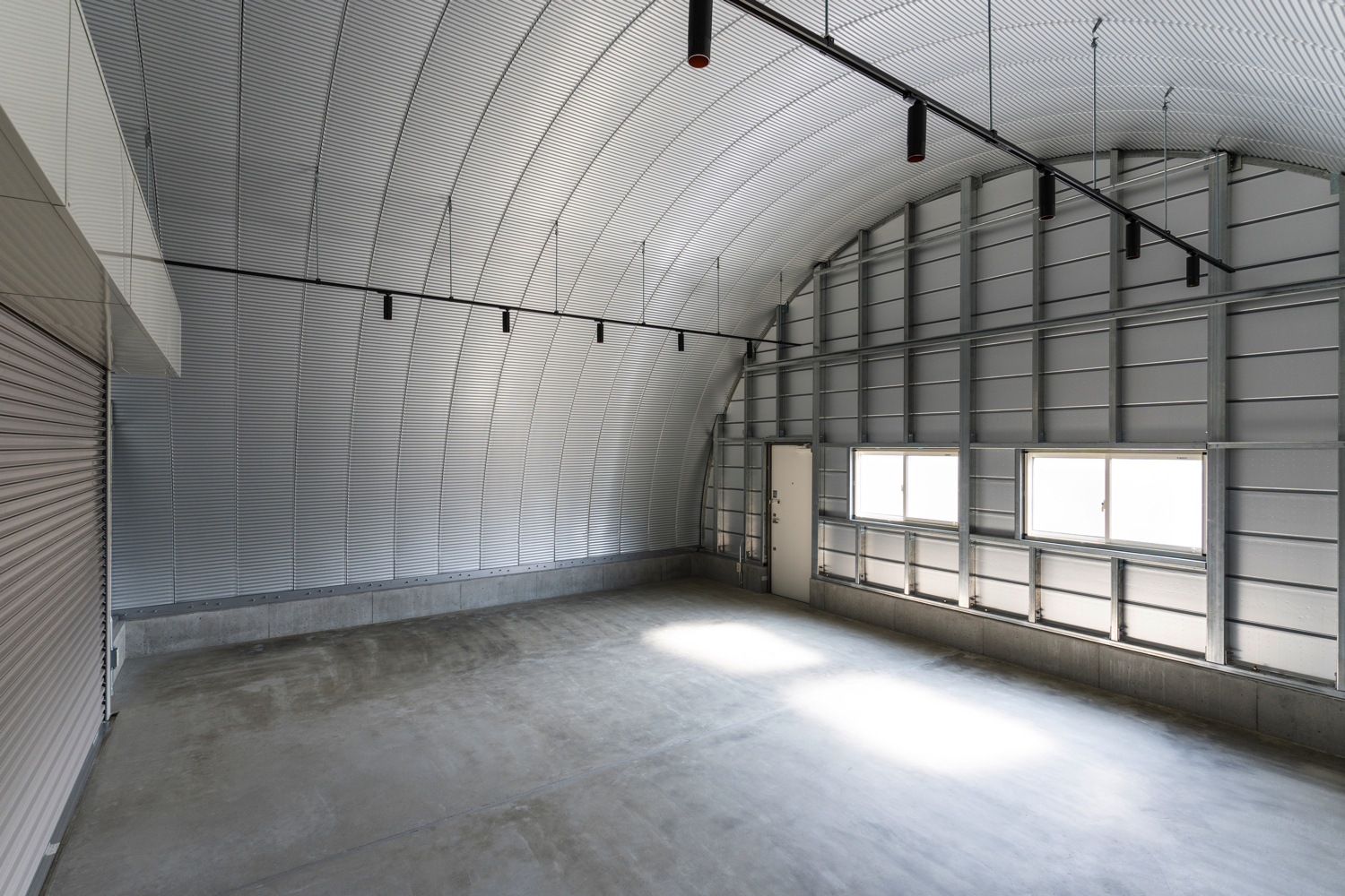 倉庫 スチールアーチ 間口8.0mm 奥行8.8mm 高さ4.6mm イメージ4