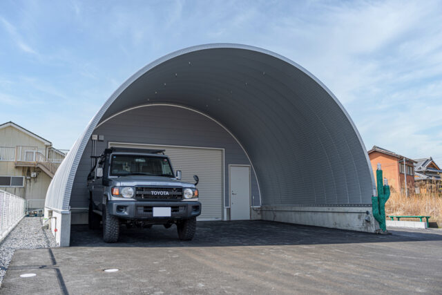 倉庫・作業場 スチールアーチ 間口7.0m 奥行16m 庇奥行き5.6m イメージ6