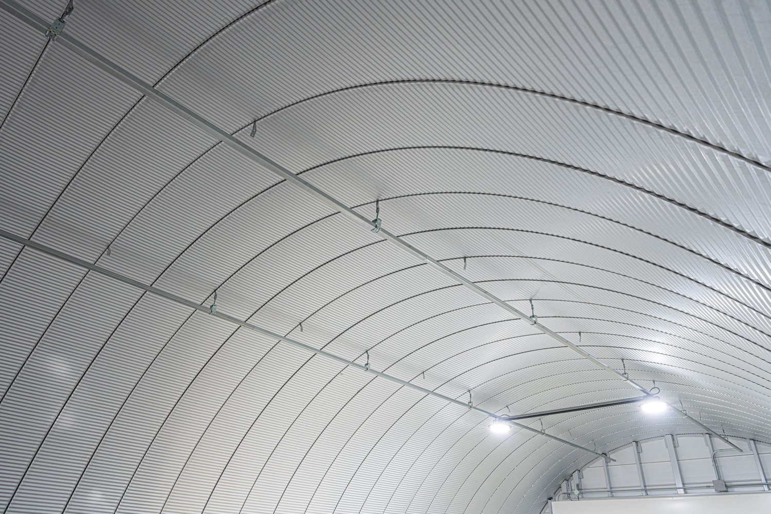 倉庫・作業場 スチールアーチ 間口7.0m 奥行16m 庇奥行き5.6m イメージ8