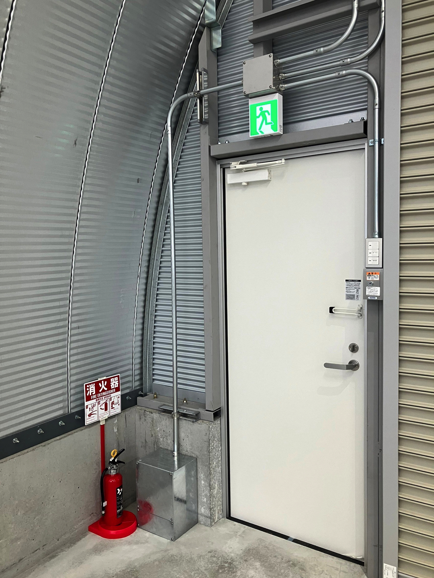 倉庫 スチールアーチ 間口8.0m 奥行10.23m イメージ3