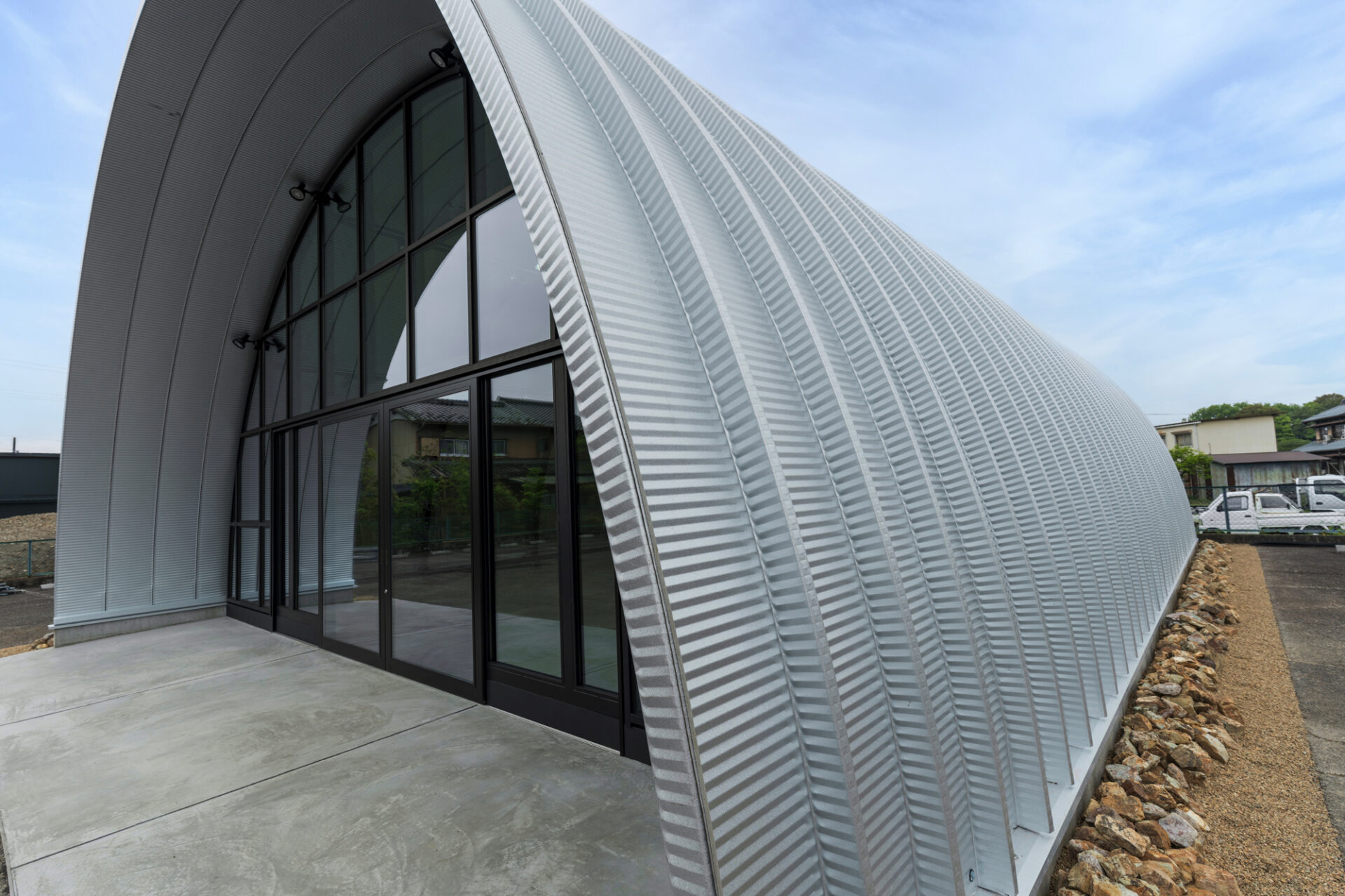 作業場・倉庫 スチールアーチ 間口10m 奥行14.4m 最高高さ5.3m イメージ10