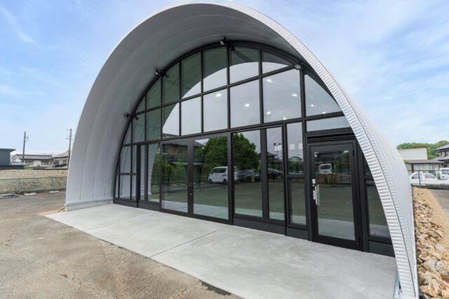 作業場・倉庫 スチールアーチ 間口10m 奥行14.4m 最高高さ5.3m イメージ15