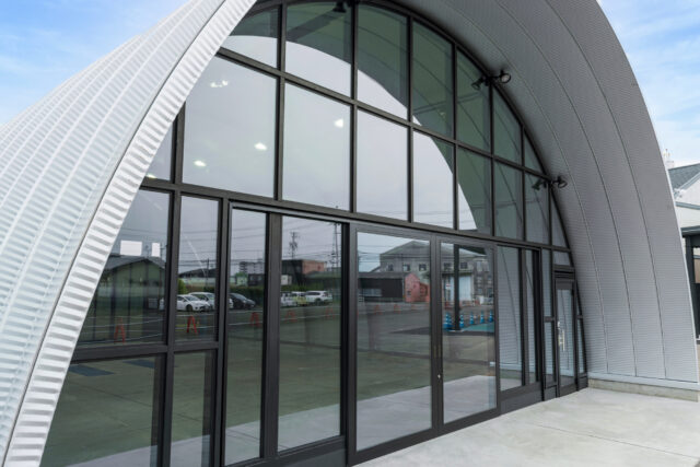 作業場・倉庫 スチールアーチ 間口10m 奥行14.4m 最高高さ5.3m イメージ17