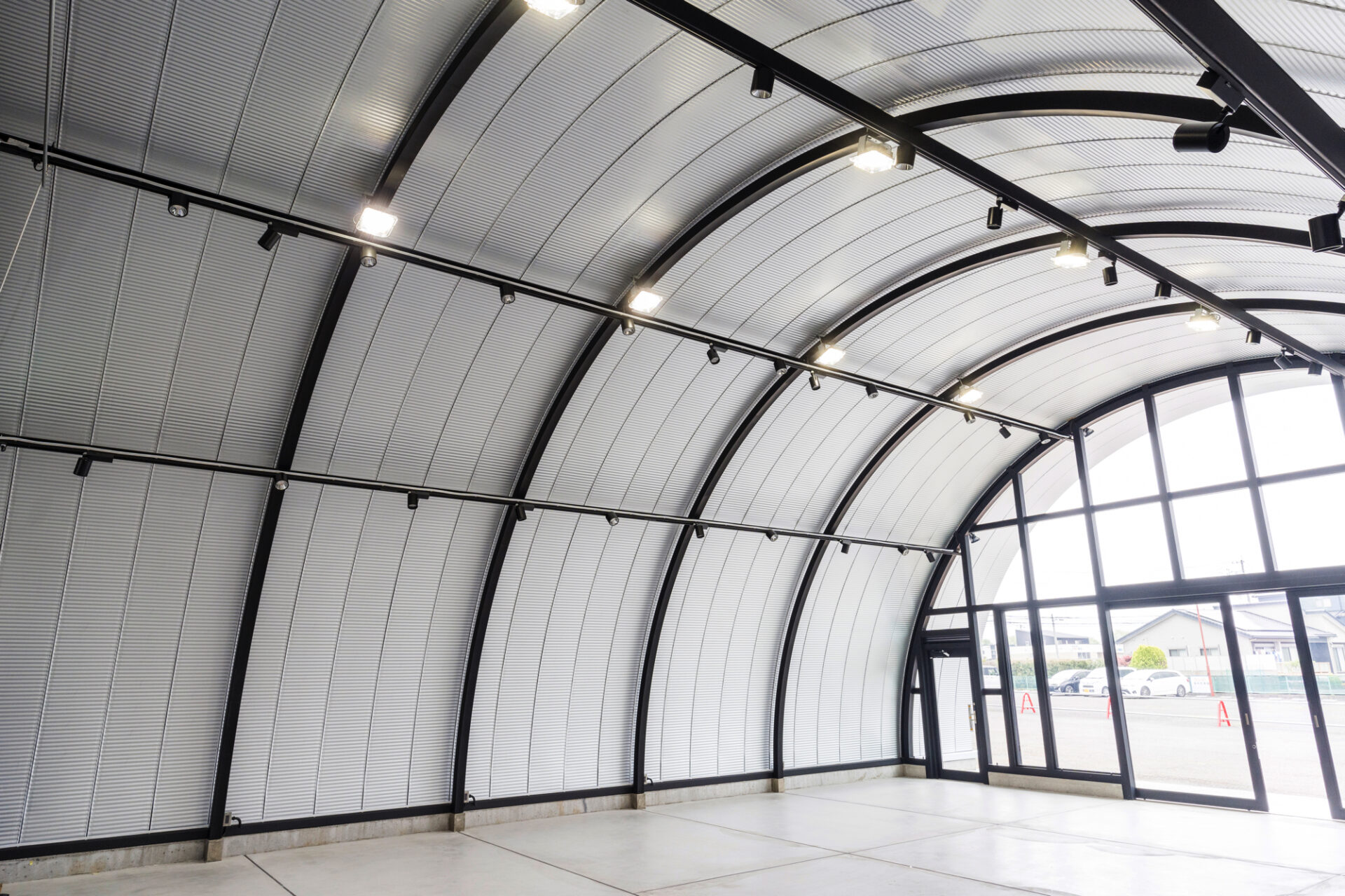 作業場・倉庫 スチールアーチ 間口10m 奥行14.4m 最高高さ5.3m イメージ6