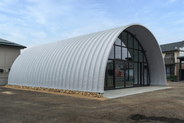 作業場・倉庫 スチールアーチ 間口10m 奥行14.4m 最高高さ5.3m イメージ6