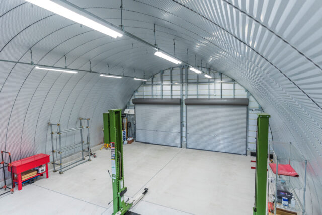 倉庫・作業場 スチールアーチ 間口8.8m 奥行13.0m 最高高さ4.8m イメージ4