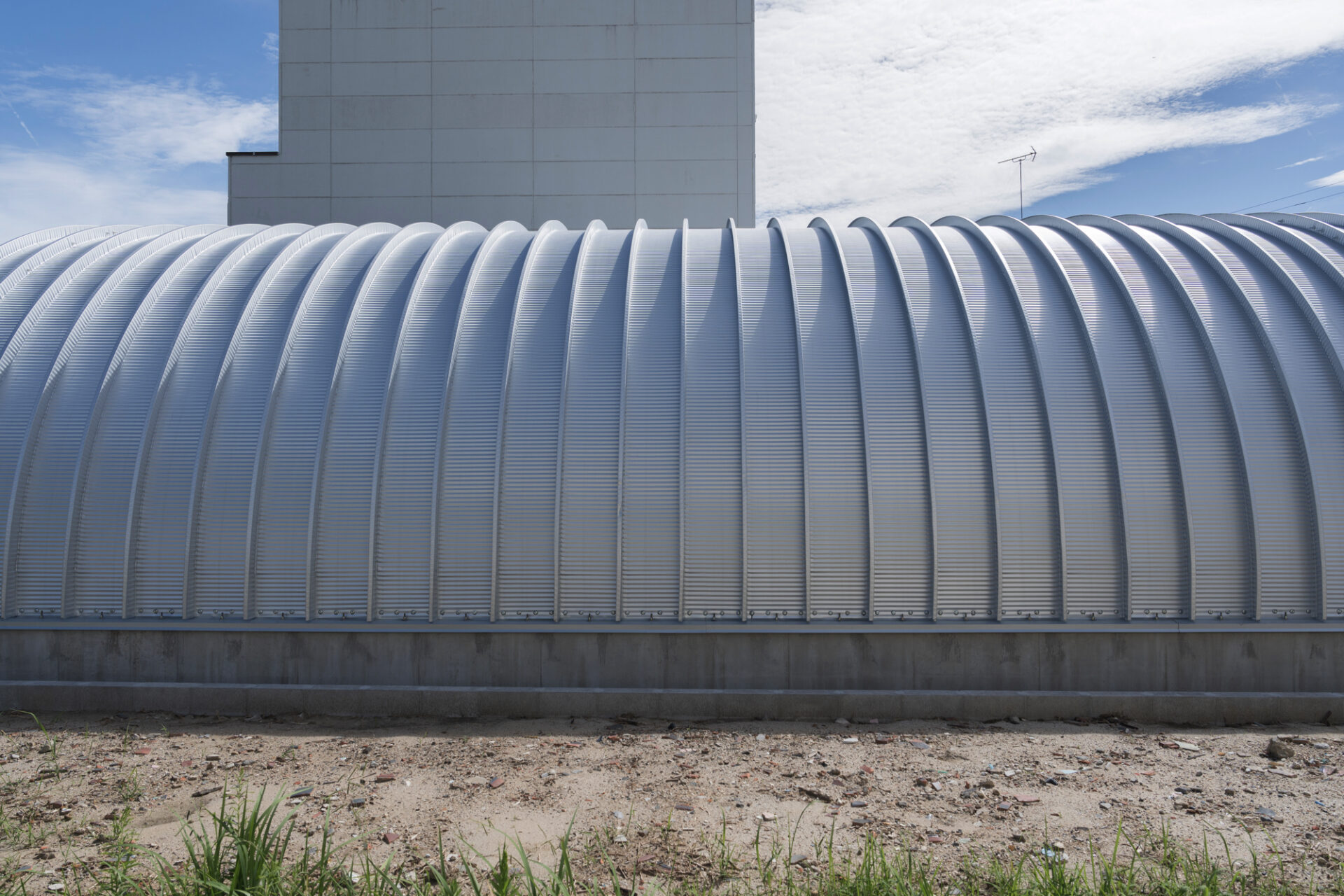 倉庫 スチールアーチ 間口7.5m 奥行13m イメージ5