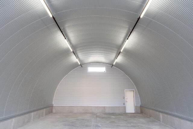 倉庫 スチールアーチ 間口7.5m 奥行15.8m 高さ4.35m イメージ1