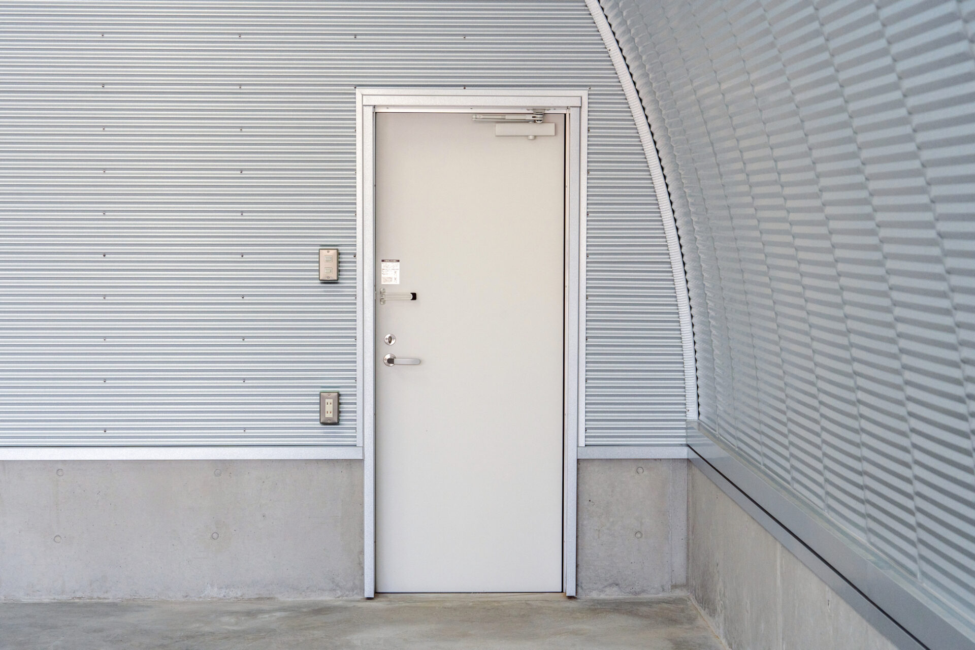 倉庫 スチールアーチ 間口7.5m 奥行15.8m 高さ4.35m イメージ17