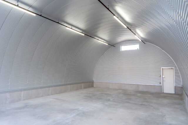 倉庫 スチールアーチ 間口7.5m 奥行15.8m 高さ4.35m イメージ3