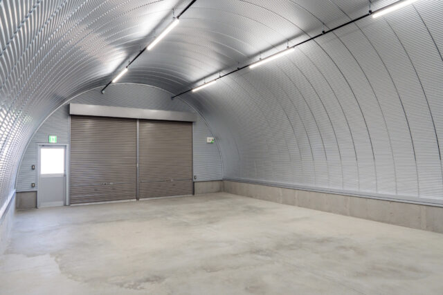 倉庫 スチールアーチ 間口7.5m 奥行15.8m 高さ4.35m イメージ6