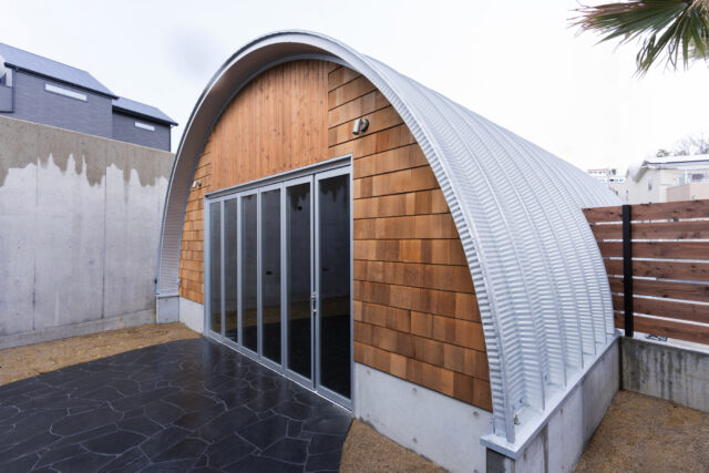 大阪の倉庫兼ガレージ建設 鉄と木が調和するスチールアーチ イメージ23